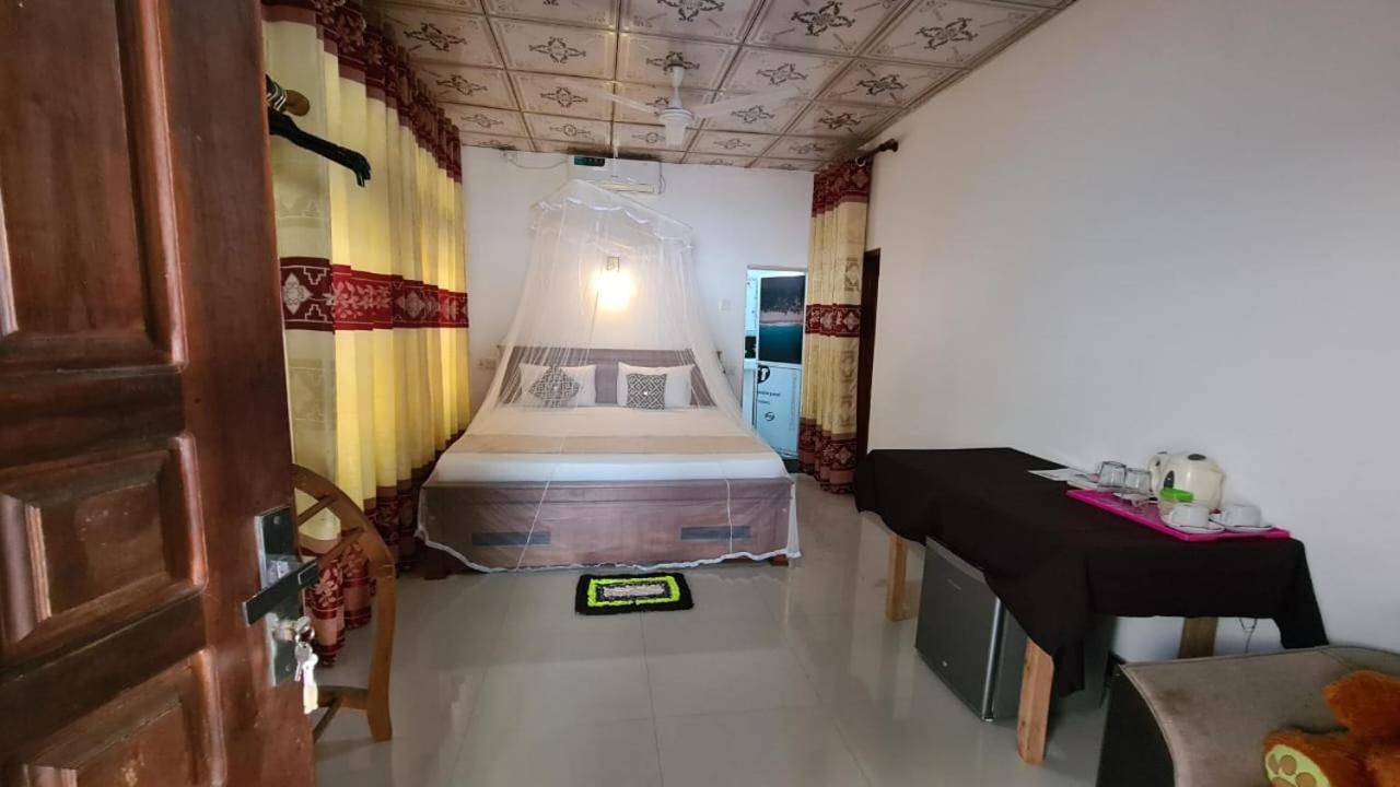 Kavidi Villa Home Stay Tangalle Bilik gambar